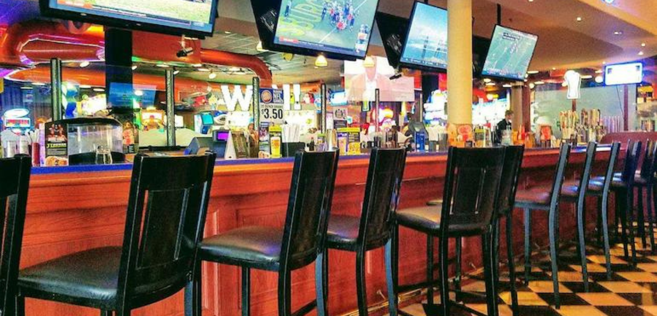 Dave and Buster's Omaha Highlights Info Reviews
